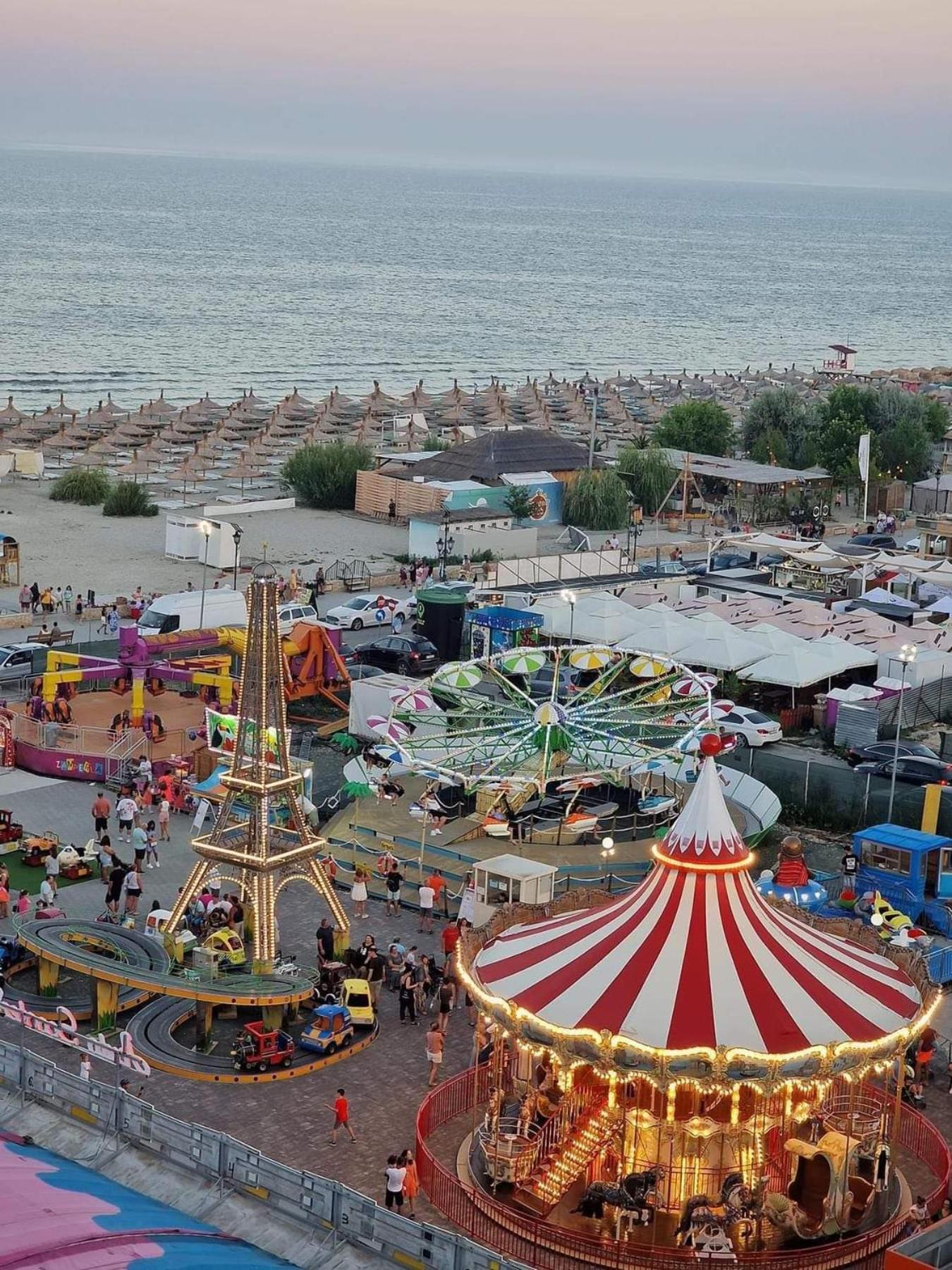 Appartement Mamaia Nord à Năvodari Extérieur photo